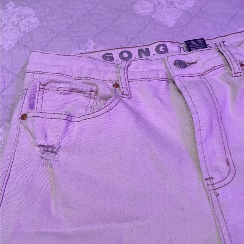High Rise Pink Distressed Jeans - Picture 4 of 5